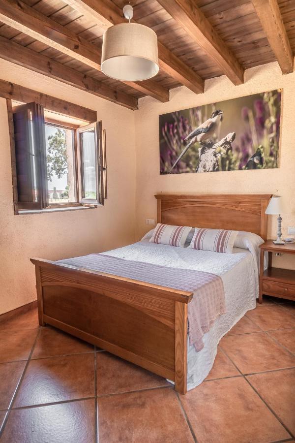 Eco-Lodge En La Reserva Privada Campanarios De Azaba - Proyecto De Conservacion Espeja Exterior foto